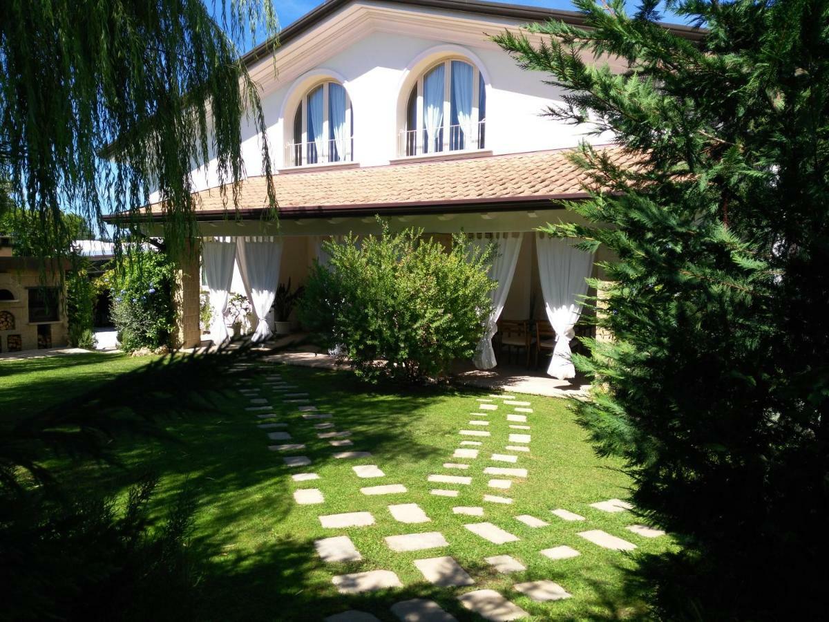 I Salici Villa Marina di Massa Exteriör bild